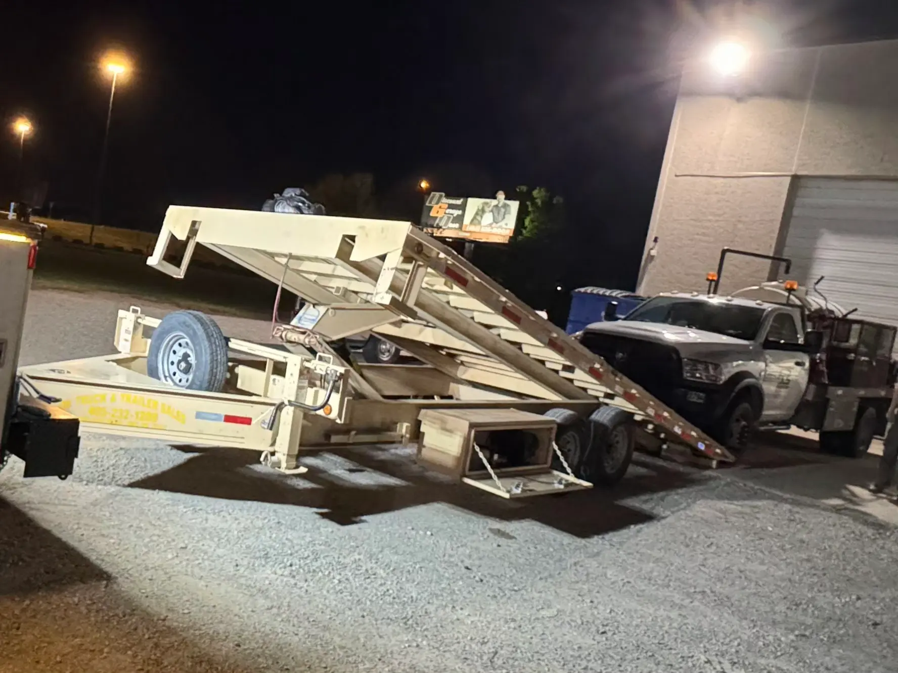 22ft deckover tilt trailer rental Oklahoma City