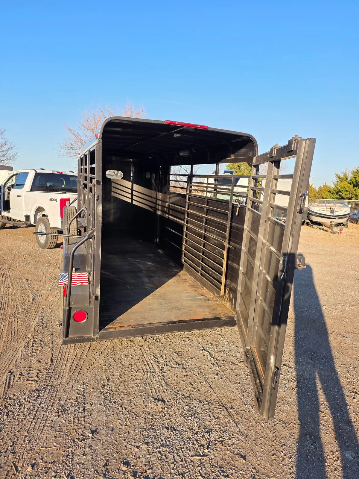 Livestock stock trailer interior rear gate rental Yukon OK