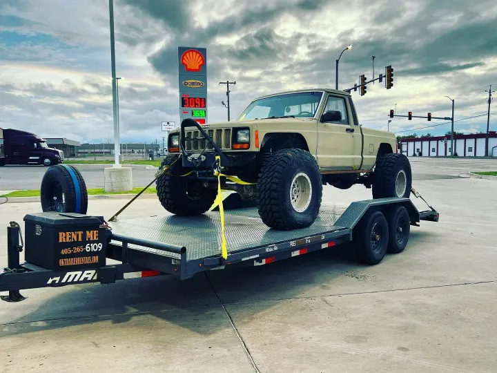 Lifted Jeep on car hauler rental Yukon Oklahoma